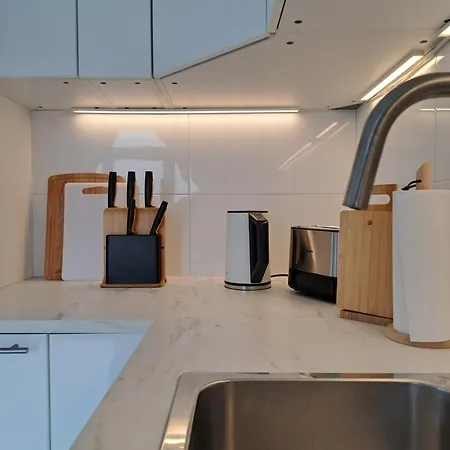 Appartamento Livora Living - Stilvolles Dg-apartment An Der Fussgaengerzone - 2 Schlafzimmer Wilhelmshaven