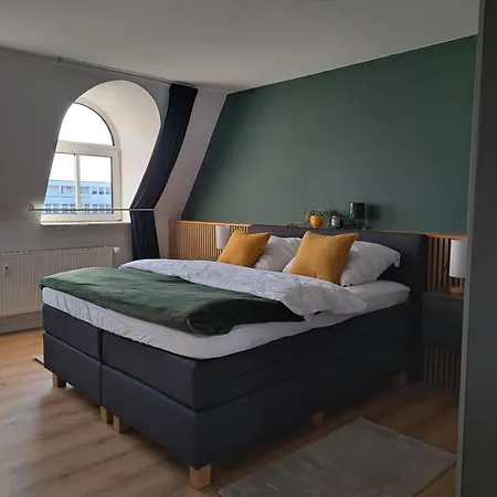 Livora Living - Stilvolles Dg-apartment An Der Fussgaengerzone - 2 Schlafzimmer Appartamento Wilhelmshaven
