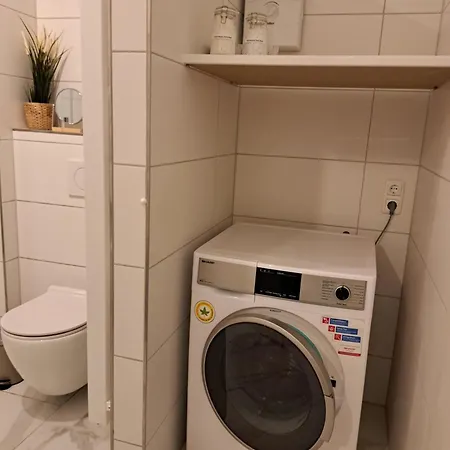 Appartamento Livora Living - Stilvolles Dg-apartment An Der Fussgaengerzone - 2 Schlafzimmer Wilhelmshaven