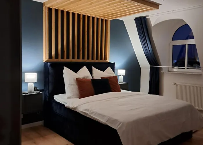 Livora Living - Stilvolles Dg-apartment An Der Fussgaengerzone - 2 Schlafzimmer * Wilhelmshaven