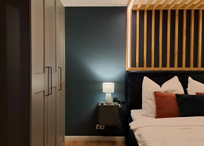 Livora Living - Stilvolles Dg-apartment An Der Fussgaengerzone - 2 Schlafzimmer Wilhelmshaven