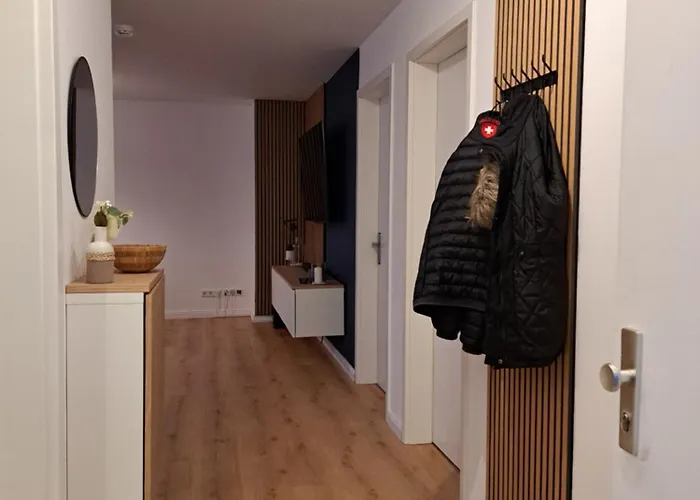 Livora Living - Stilvolles Dg-apartment An Der Fussgaengerzone - 2 Schlafzimmer Wilhelmshaven