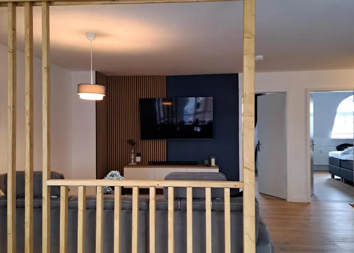 Apartman Livora Living - Stilvolles Dg-apartment An Der Fussgaengerzone - 2 Schlafzimmer Wilhelmshaven