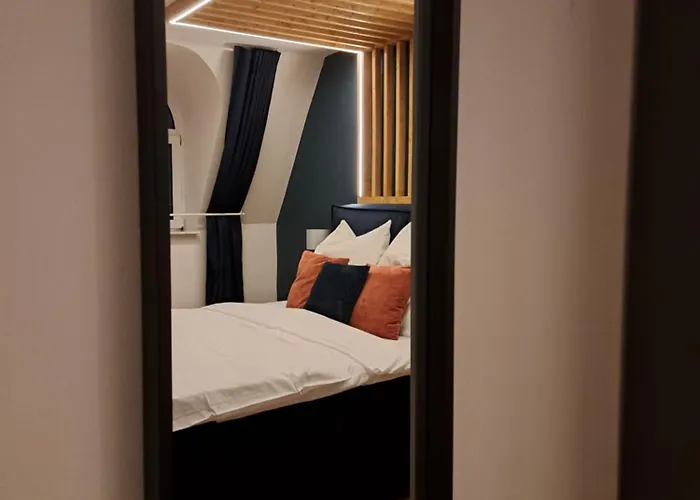 Apartment Livora Living - Stilvolles Dg-apartment An Der Fussgaengerzone - 2 Schlafzimmer